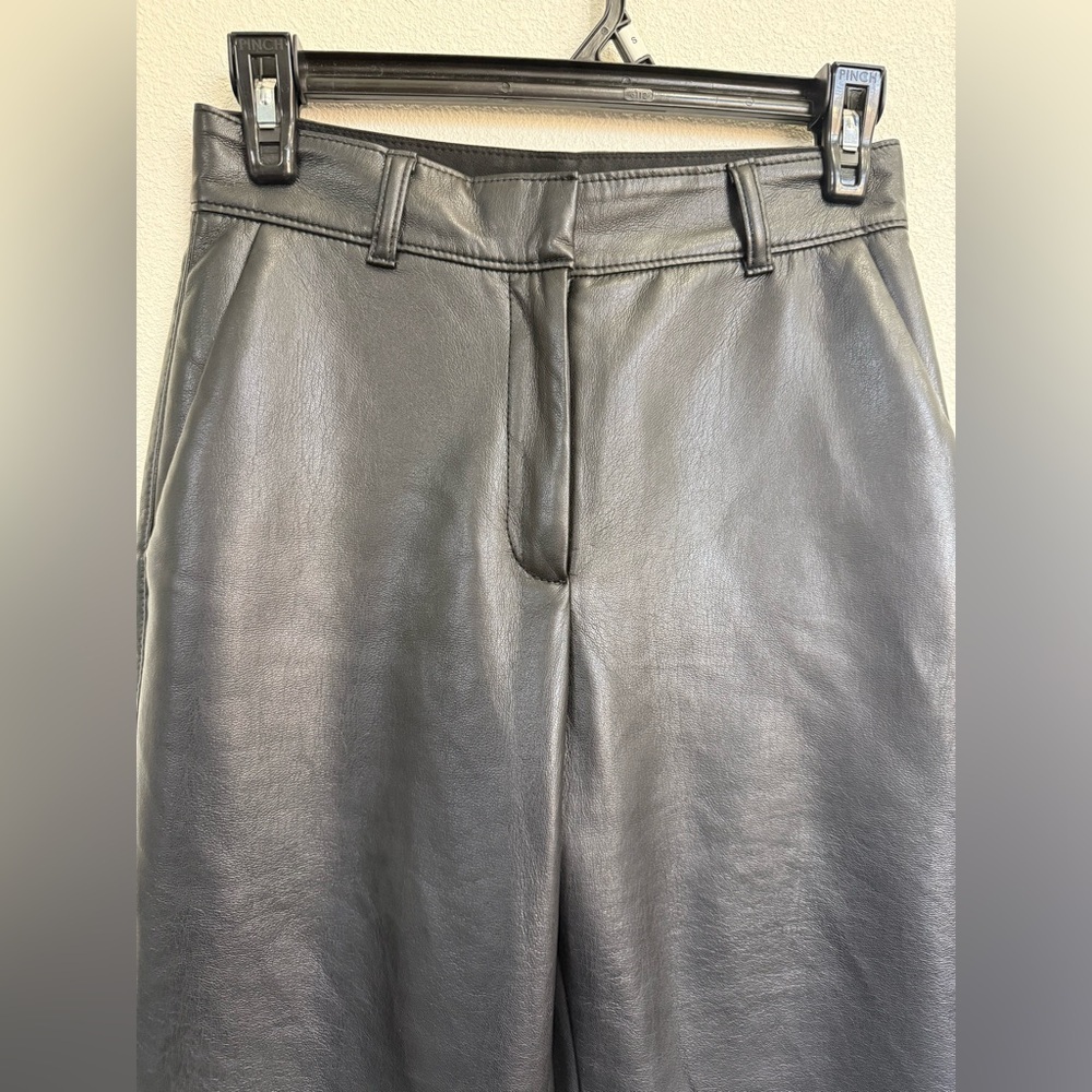 Aritzia Babaton Black Vegan Leather High Rise Ankle Pants Size 2 Romantic Goth - Picture 3 of 5